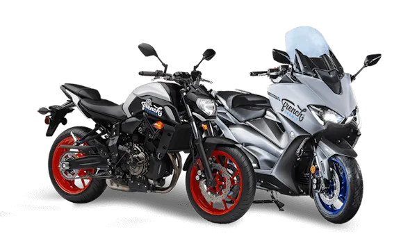 Les motos de l’auto-école French Permis : roadster et maxi-scooter T-Max